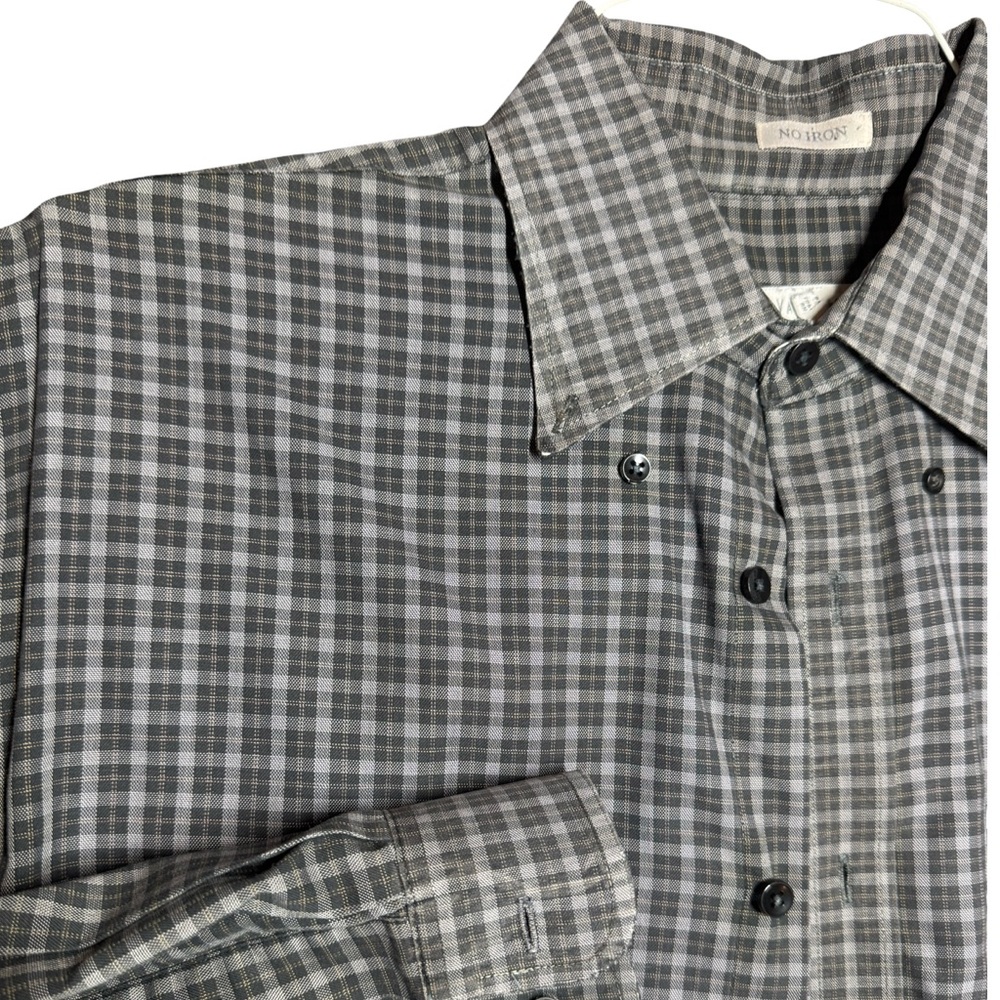 Van Heusen Gray Plaid Dress Shirt Mens SZ L